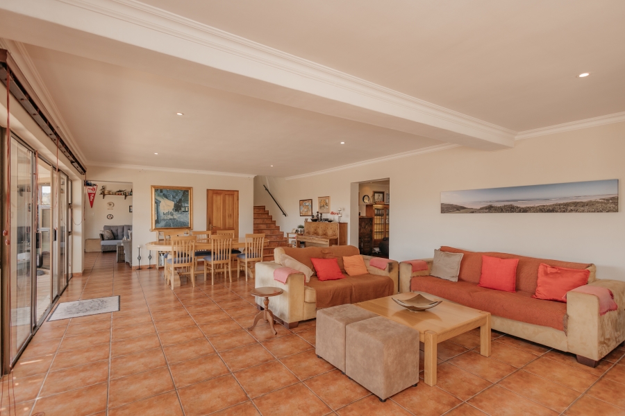4 Bedroom Property for Sale in Welgedacht Western Cape